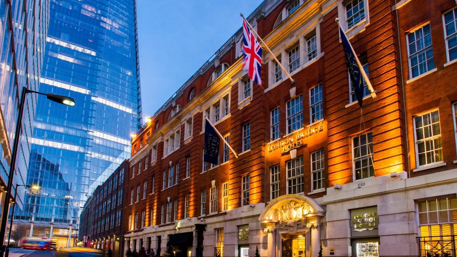 London Bridge Hotel contacts